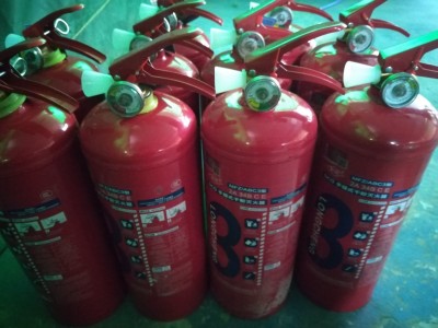 塘沽区灭火器维修 换药 灌粉充气加压 年检 消防器材销售保养图3