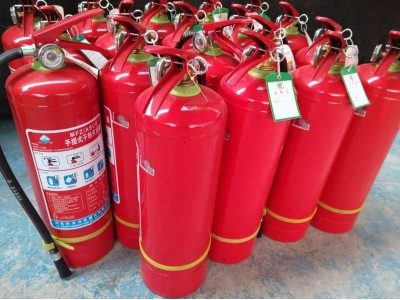 免费上门取送灭火器换药灌粉检测更新维修充气打压 消防器材销售图3