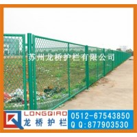 汕头企业围墙护栏网 企业围栏网 订制绿色网片钢板网 龙桥